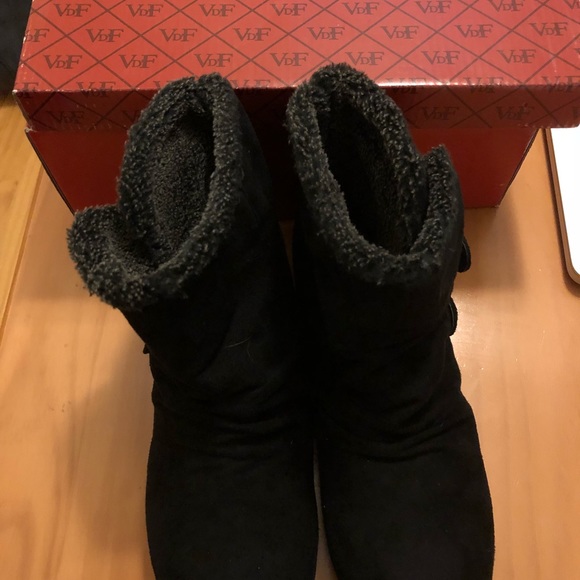 Booties - Picture 4 of 4